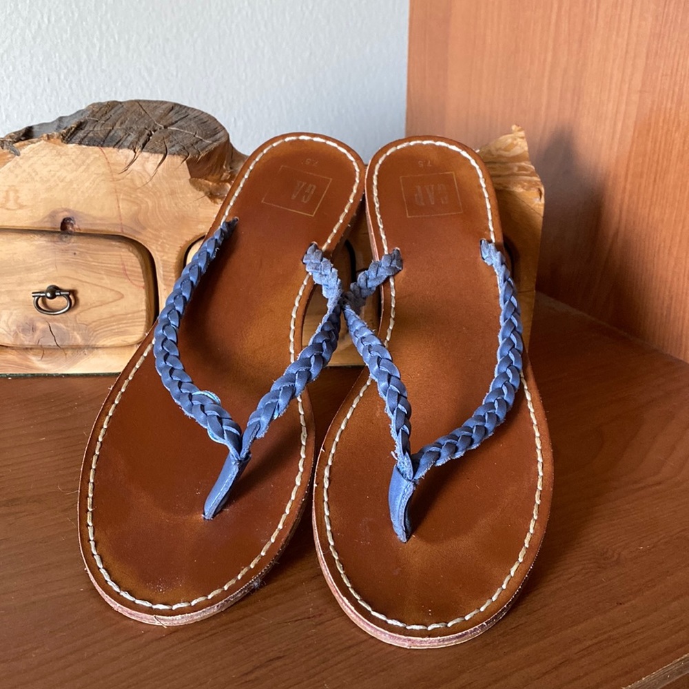 GAP Braided Leather Flip Flops